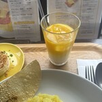 ヒナタ屋 - マンゴーラッシー