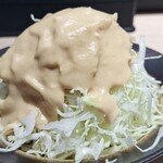 ステーキ てっぺい HARAJUKU - サラダ　クセになるドレッシング