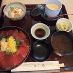 よし梅 - 鮪の漬け丼（2.200円税込）