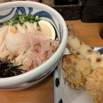 麺匠 釜善 - ぶっかけ大　とり天とちくわ天　1,080円