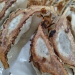 ぎょうざ専門店 赤萬 三宮店 - 