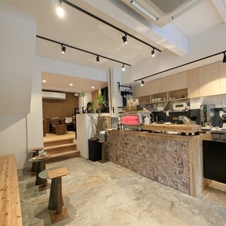 armadillo bakes & coffee_2