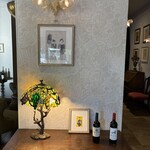 LE GRAND - 彩繪玻璃和素描畫作柔和