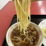 丸長 - 麺リフト。