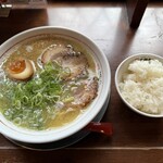 九州ラーメン　片岡製作所 - 