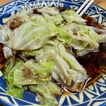 千成寿司 - 油カスキャベツ炒めは絶品