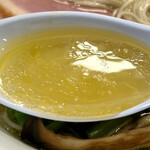 麺屋 龍壽 - スープ（塩）