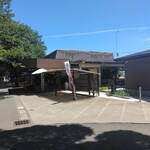 赤門屋 - 外観、遠景(2025.7.19)