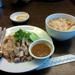 マンゴスチン - カオマンガイとタイラーメン、デザート