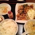 Chuukai Zakaya Sambyakuenya - ランチの定食