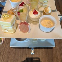 ポム・ダダン - 