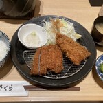 とんかつ神楽坂さくら - 「あじフライとロースかつ定食」