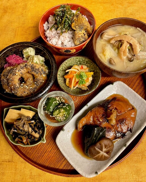 さかなテーブル サカナファクトリー 柳橋中央市場店のご予約 - 国際センター