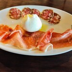 hectopascal - 厳選した生ハム・サラミと