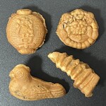 Ganso Kimuraya Ningyo Yaki Honpo - 2025年8月9日（星期六） 人形燒（內餡8個）600日圓（含稅）