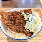 秩父名物と小丼ぶり ちんばた - わらじかつ丼