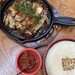 LAS DOS CARAS MODERN MEXICANO Y TACOS - 