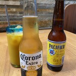 LAS DOS CARAS MODERN MEXICANO Y TACOS - 