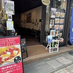 ロービー - 入り口