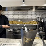 DE FRITES STAAN - 