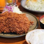 とんかつ大関 - 串かつ定食