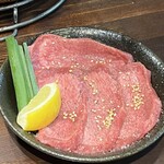 炭火焼肉 にく式 - 