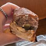 MITAKI PAIN - かじった感じ。チーズも美味い