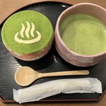 清月堂 門前通り店 - どらてぃら(抹茶)&宇治抹茶(Hot)