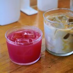 nil cafe - ブラッドオレンジジュース & カフェラテ