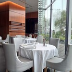 フィリップ・ミル 東京 - 店内