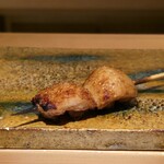鳥匠 いし井 - ペタ（お尻の付け根と背中をつなぐ腰の皮と肉）