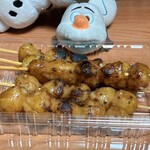 みくらや餅店 - 私には、焼鳥にしか、見えないのですが