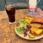 Chillmatic Hamburger & Bistro - 