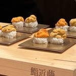 鮨 近藤 - 座敷席用のウニ握り