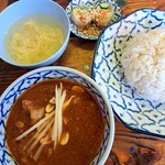 タイ・イサーン料理 ヤムヤム - ゲーンハンレー　(ランチセット)