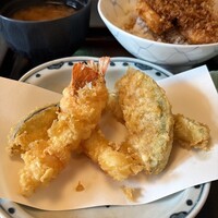 てんぷら天松 日本橋店 - 海老2本と野菜3種