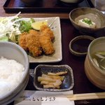 府中日本酒バルTOKUTOUSEKI - 牡蠣フライ定食