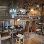 hectopascal - 内観（２F）