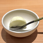 匠 進吾 - メロンのシャーベット。