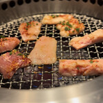 焼肉ホルモンうしごろ - 