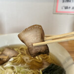 ぜんや - チャーシューのアップ