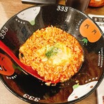 元祖トマトラーメン三味 333 - リゾットになったトマトラーメンスープ。丼がきれいになったので交換してくれた様子。なんかお手間かけて申し訳ない