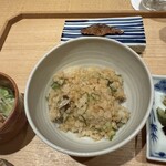 青蓮院門跡前 月おか - 