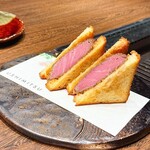 USHIMITSU - 厳選和牛ヒレのブリオッシュサンド