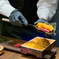 USHIMITSU NISHIAZABU - 厳選和牛の雲丹にユッケドッグ