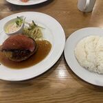 ニク サングルマン - 「黒毛和牛ハンバーグと直火焼ローストビーフ」