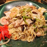 くわ焼きにしや - 豚骨焼きラーメン