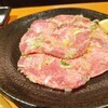 ホルモン焼肉 富や 栄店