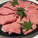 八重洲 和牛 すき焼き しゃぶしゃぶ 美月 - 