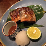 肴 大富 - 秋刀魚の肝醤油最高